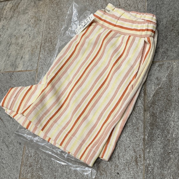NWT MADEWELL Highwaist Textural Knit High-Rise Pleated Shorts in Stripe - Picture 4 of 7